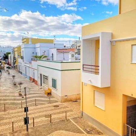 Shiny Apartment In The City Center Fuzeta Exterior photo